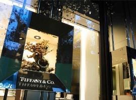 “新消费时代”商战升级，百货行业洗牌加速