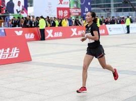 运动服饰Q2销售向好，予特步国际“增持”评级